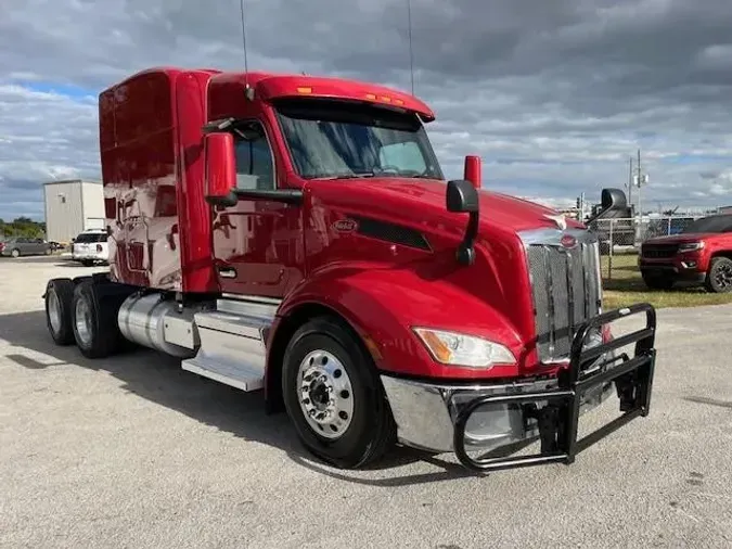 2022 Peterbilt 579