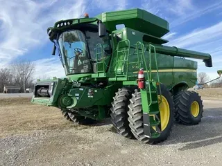 2018 John Deere S770