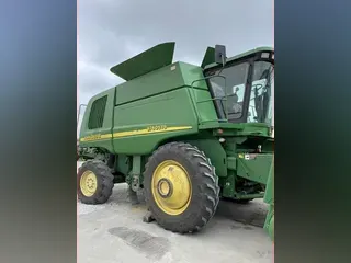 2005 John Deere 9760 STS