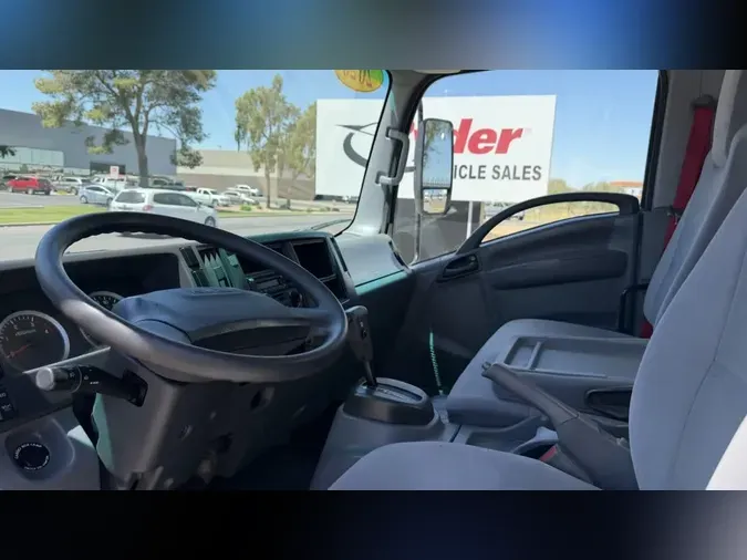 2020 ISUZU NPR