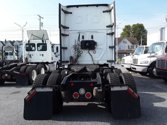 2019 FREIGHTLINER/MERCEDES CASCADIA 125