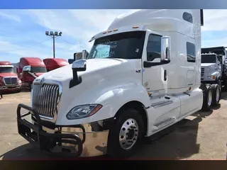 2019 INTERNATIONAL LT