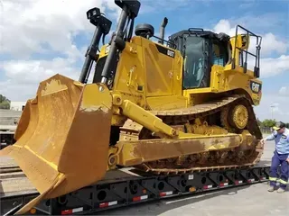 2017 CATERPILLAR D8T