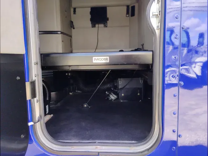 2022 Peterbilt 579