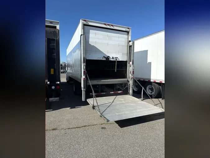 2019 FREIGHTLINER/MERCEDES M2 106