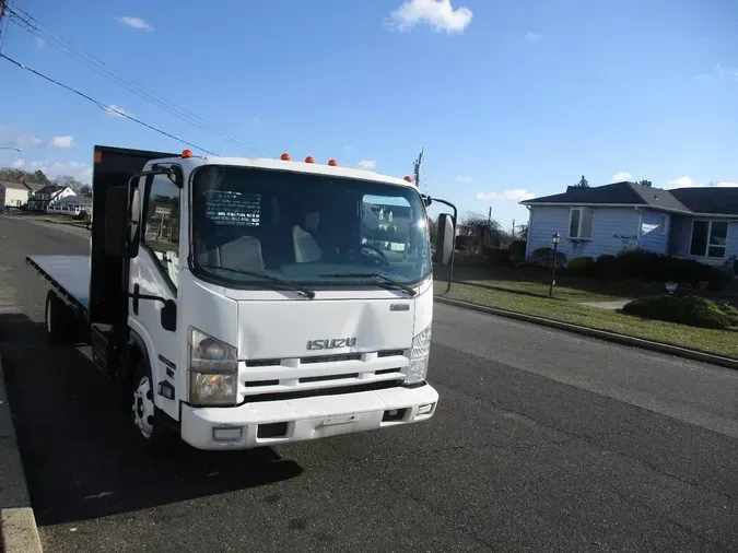 2014 ISUZU NPR-HD