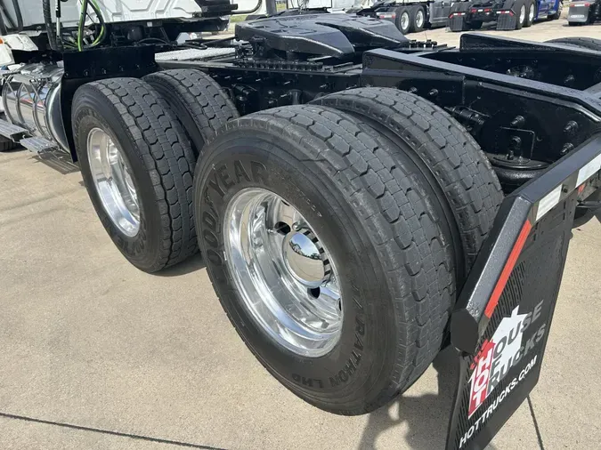 2020 International LT625