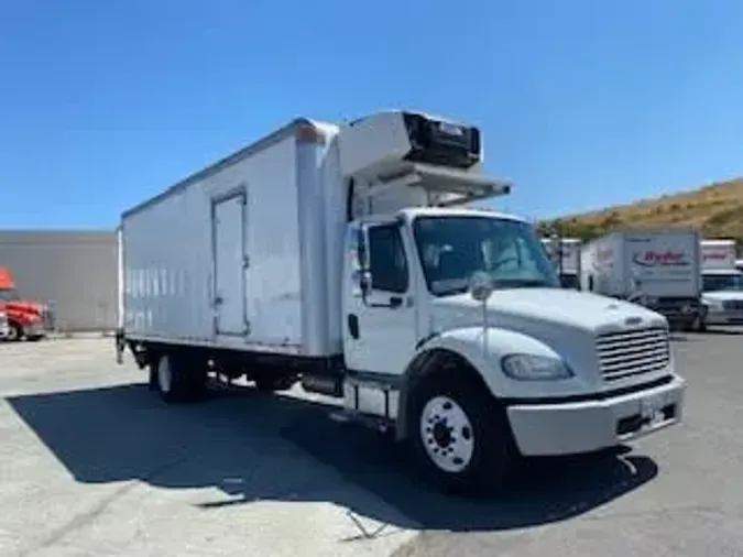 2017 FREIGHTLINER/MERCEDES M2 106