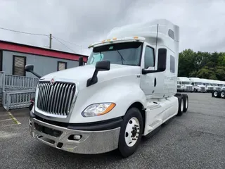 2018 Navistar International LT625 SLPR CAB