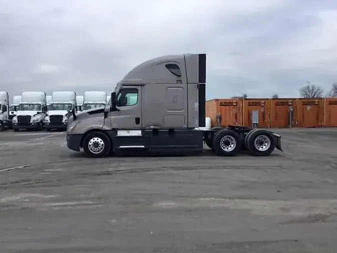 2023 Freightliner Cascadia