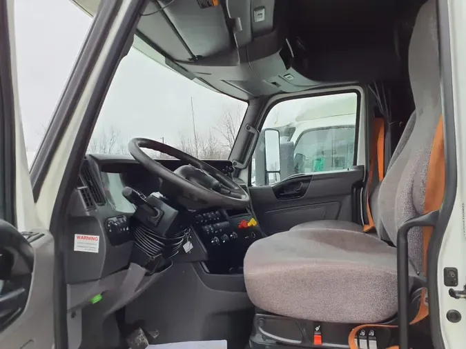 2020 NAVISTAR INTERNATIONAL LT625 SLPR CAB