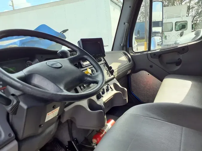 2019 FREIGHTLINER/MERCEDES M2 106