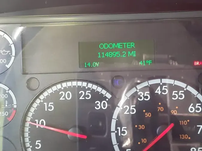 2019 FREIGHTLINER/MERCEDES M2 106