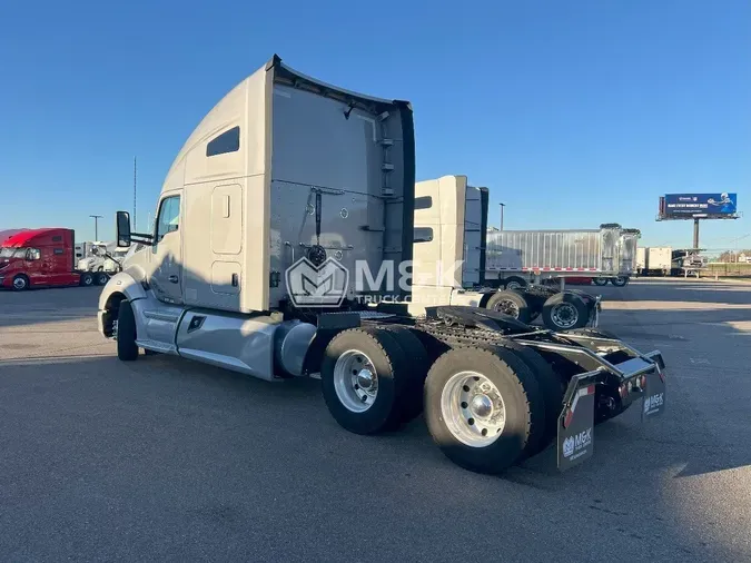 2020 KENWORTH T680