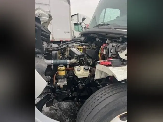 2018 FREIGHTLINER/MERCEDES M2 106