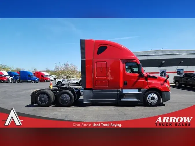 2023 FREIGHTLINER CA126