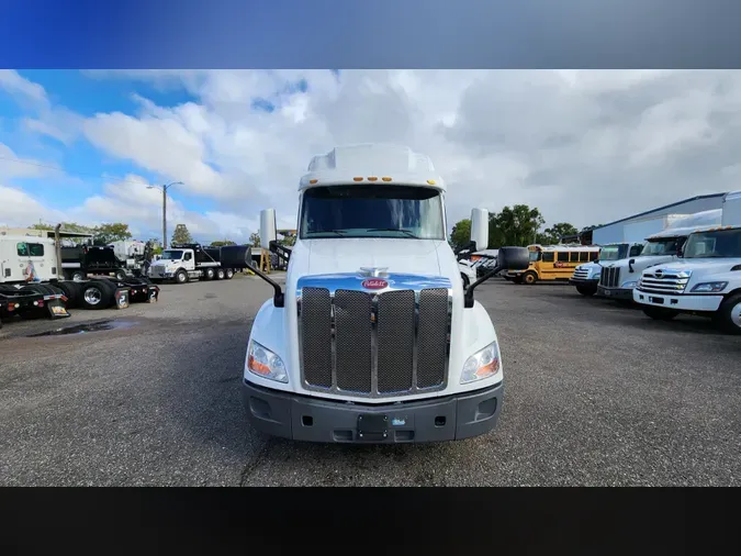 2021 Peterbilt 579