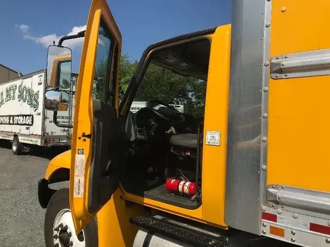 2018 International 4300