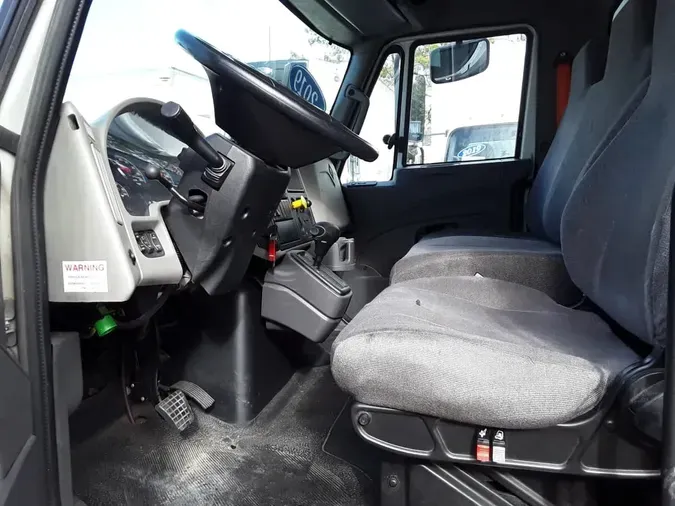 2019 NAVISTAR INTERNATIONAL 4300
