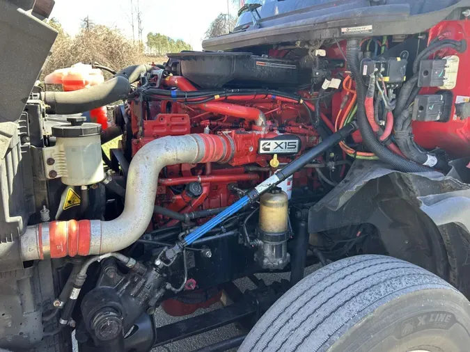 2019 International LT625