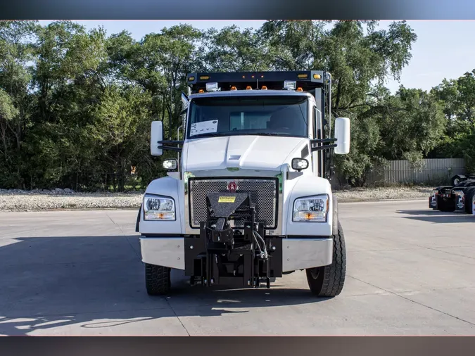 2025 KENWORTH T880S