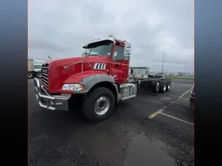 2018 MACK TRUCKS, INC. GU803