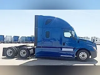 2022 FREIGHTLINER CASCADIA 126