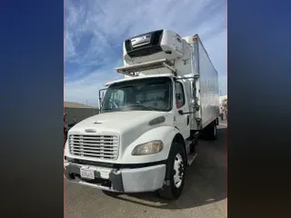 2016 FREIGHTLINER/MERCEDES M2 106