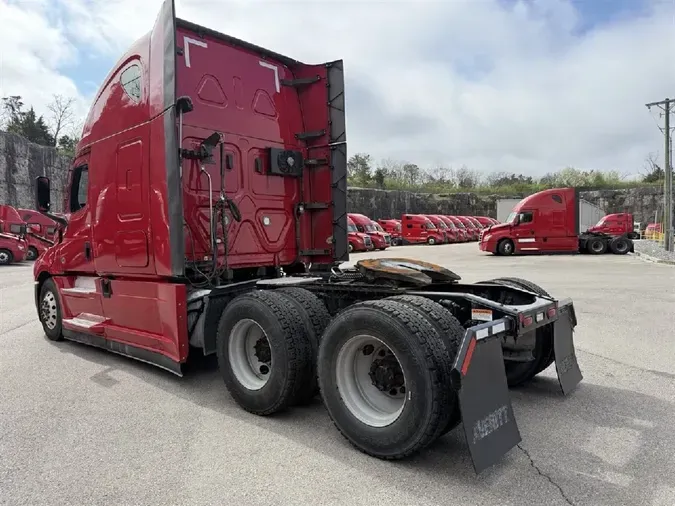 2023 FREIGHTLINER Cascadia 126
