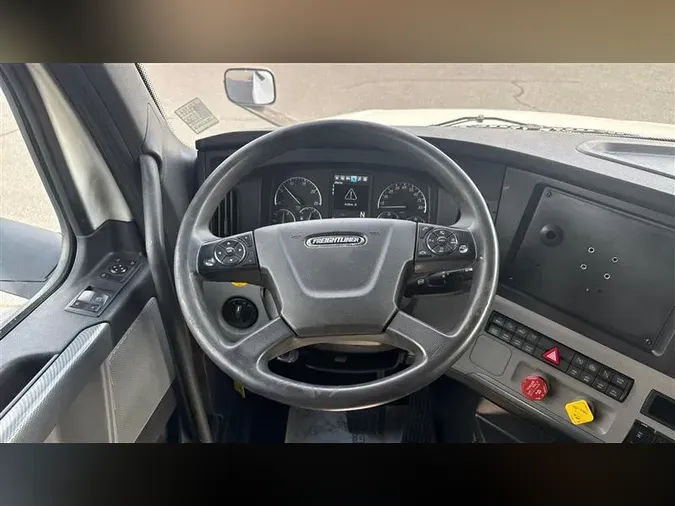 2021 FREIGHTLINER CA126