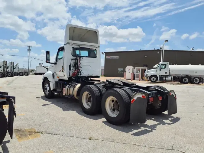 2020 NAVISTAR INTERNATIONAL LT625 DAYCAB T/A