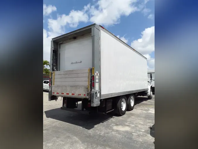 2018 FREIGHTLINER/MERCEDES M2 106