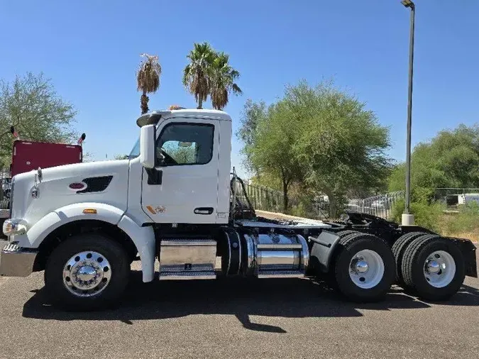 2020 Peterbilt 567