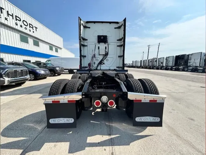 2020 Freightliner PT126SLP