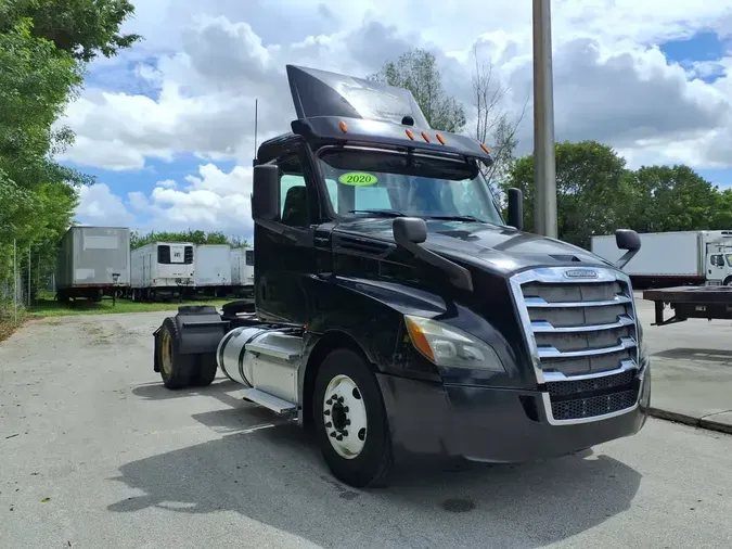 2020 FREIGHTLINER/MERCEDES NEW CASCADIA 126