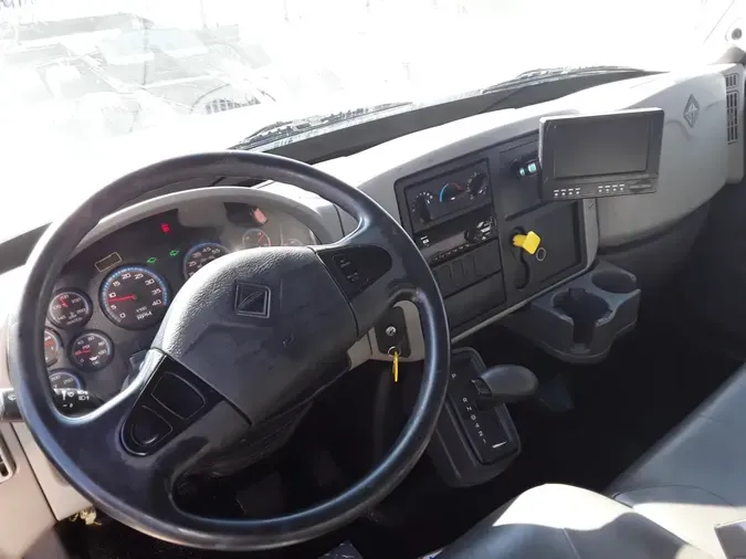 2018 NAVISTAR INTERNATIONAL 4300 LP