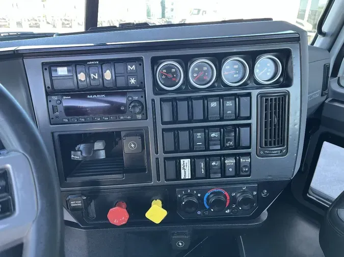 2022 MACK AN64T1d07a03055d5bfda0c56d0d5a0d9726c