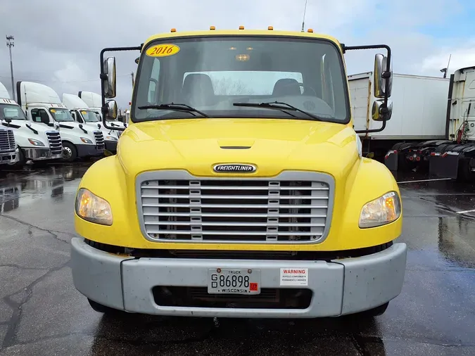 2016 FREIGHTLINER/MERCEDES M2 106