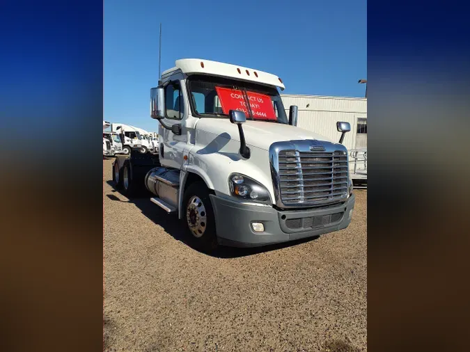 2018 FREIGHTLINER/MERCEDES CASCADIA 125