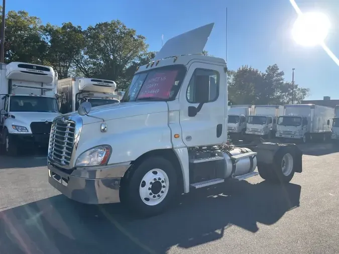 2018 FREIGHTLINER/MERCEDES CASCADIA 1251d0f3602eda6b6923b4ac3ec3ccbddb7