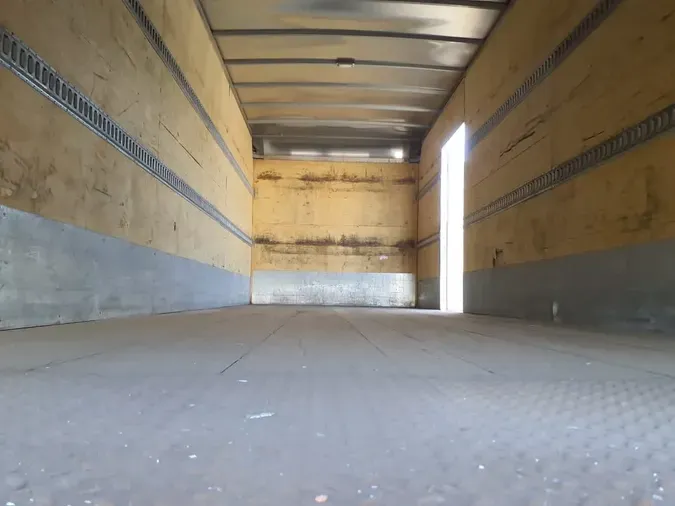 2020 FREIGHTLINER/MERCEDES M2 106