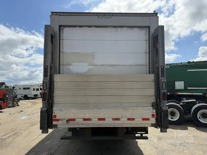 2020 FREIGHTLINER BUSINESS CLASS M2 106