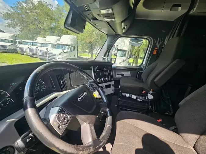2022 FREIGHTLINER/MERCEDES NEW CASCADIA PX126641d17e782c2bf619a026957dc44794346