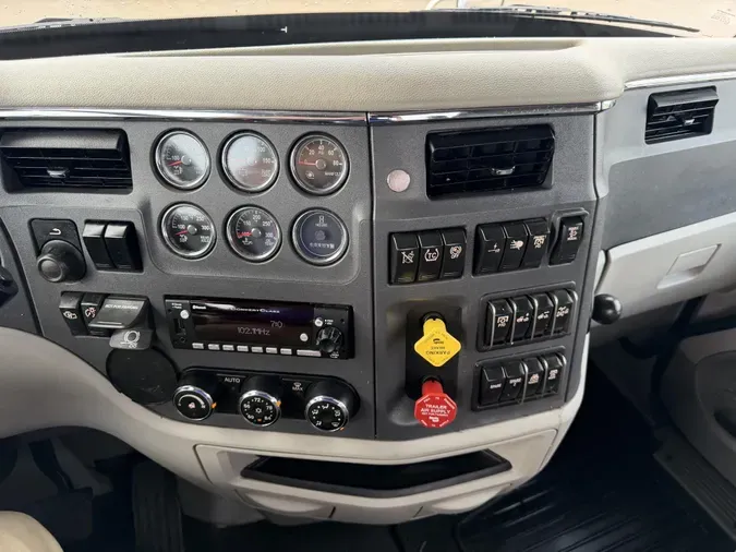 2021 Peterbilt 5791d17ec6dd9a8d7ee8498757d58535706