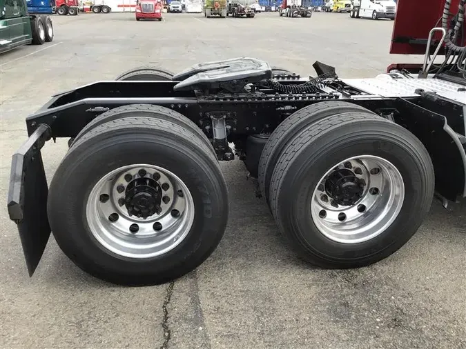2018 MACK CXU613