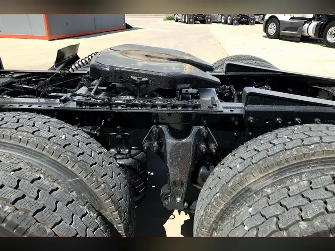 2022 INT LT625 6x4