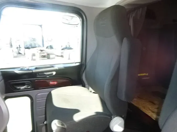 2020 Peterbilt 3891d29badc09336426b51f696376b2c09a