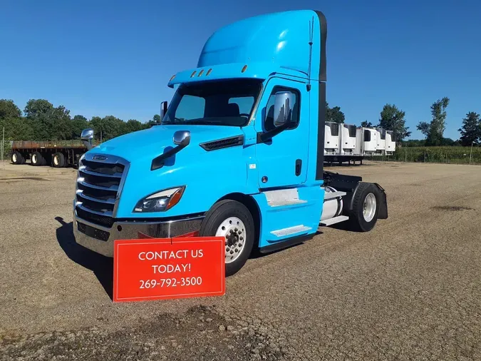 2020 FREIGHTLINER/MERCEDES NEW CASCADIA 1261d2a17e73b17d07177c92722de15a2f5