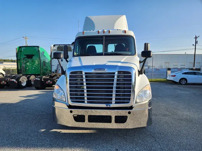 2016 FREIGHTLINER/MERCEDES CASCADIA 125