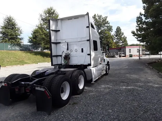 2020 NAVISTAR INTERNATIONAL LT625 SLPR CAB